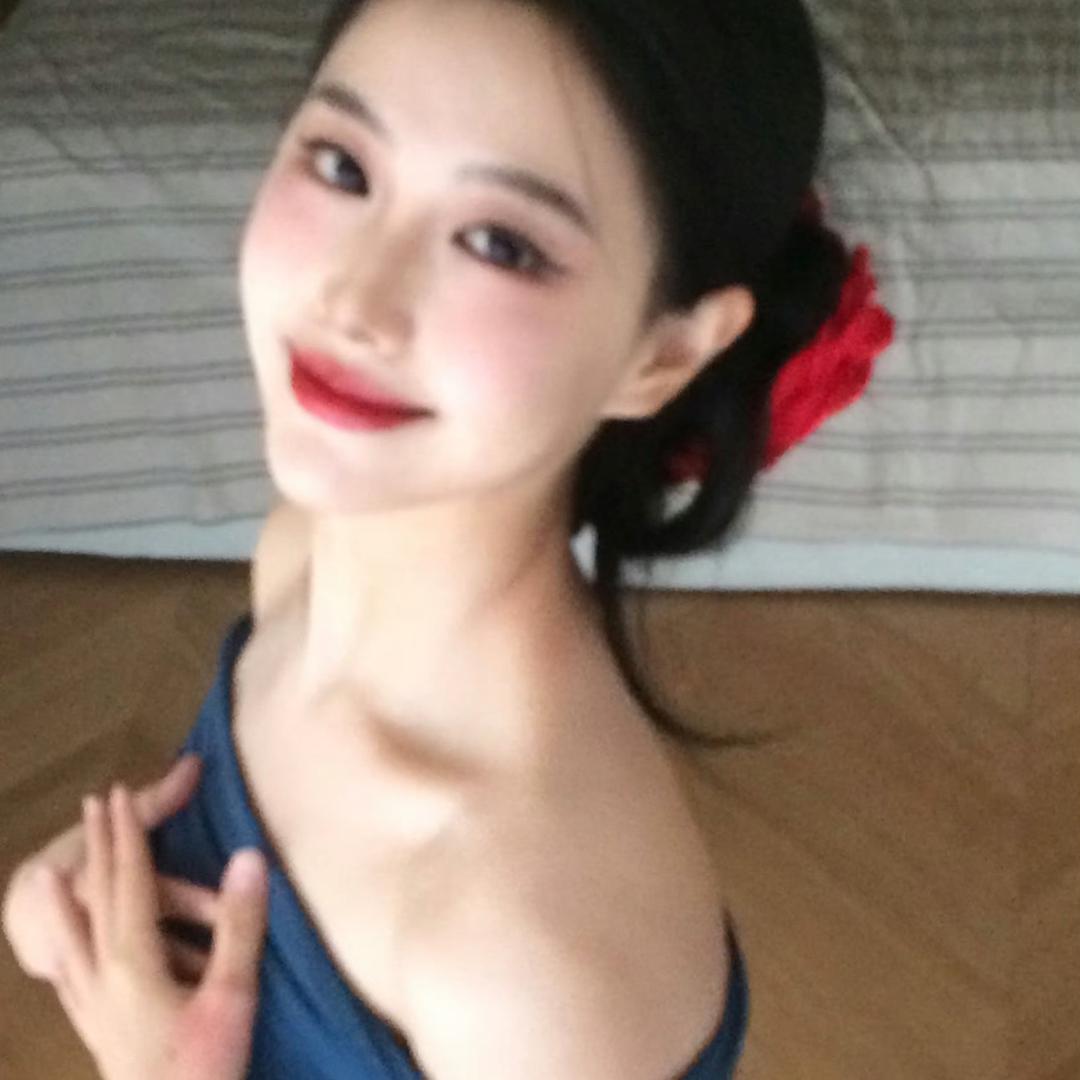 等一朵蓝玫瑰