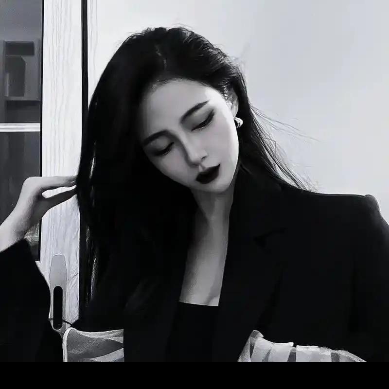 ℳ̶̶̶̶♡̶҉半颗糖.ℳᥫᩣ