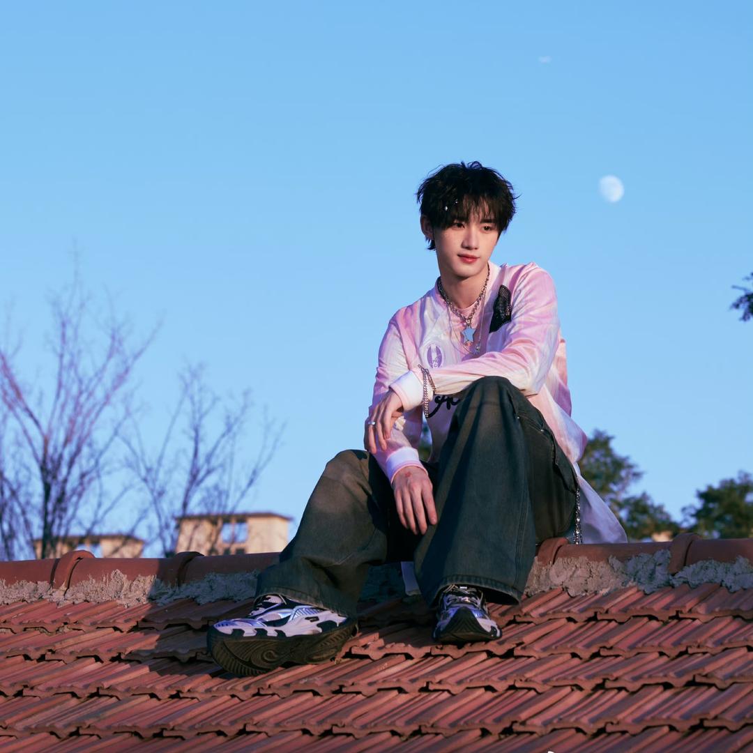 🔝小年爱苕皮iukoi