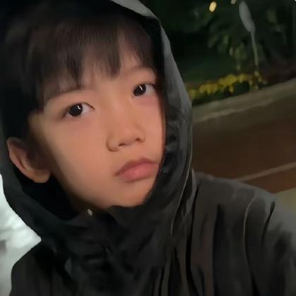 小旭.