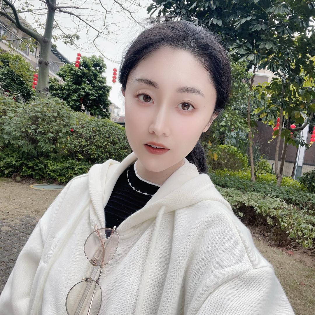 张瀛馨