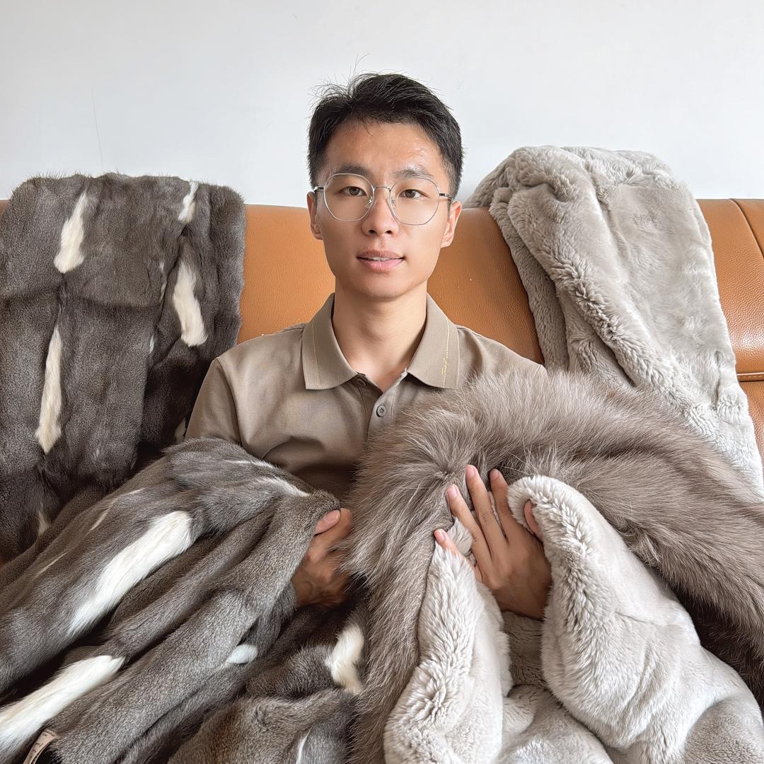 邹氏皮草商行