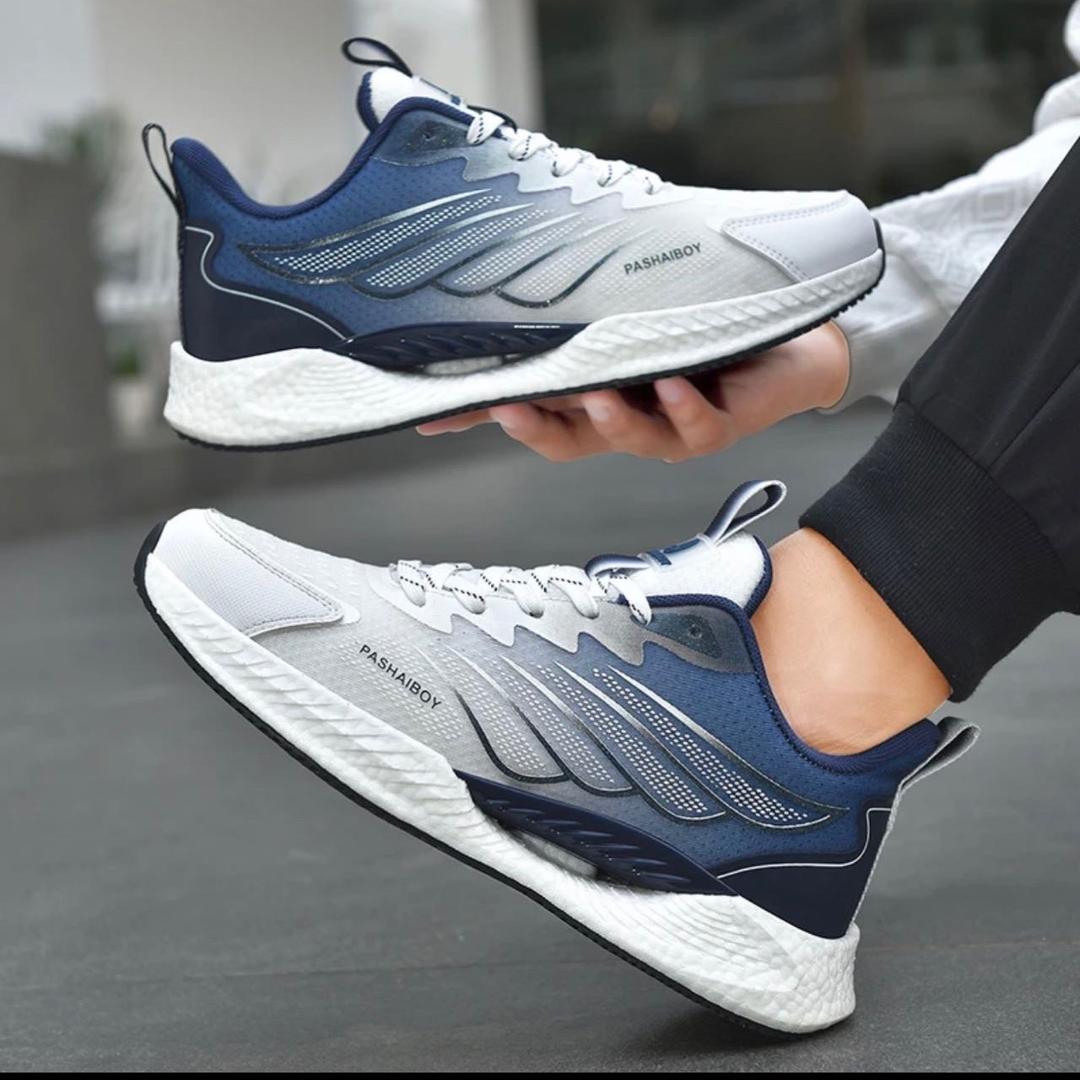 福建名牌鞋服工厂店