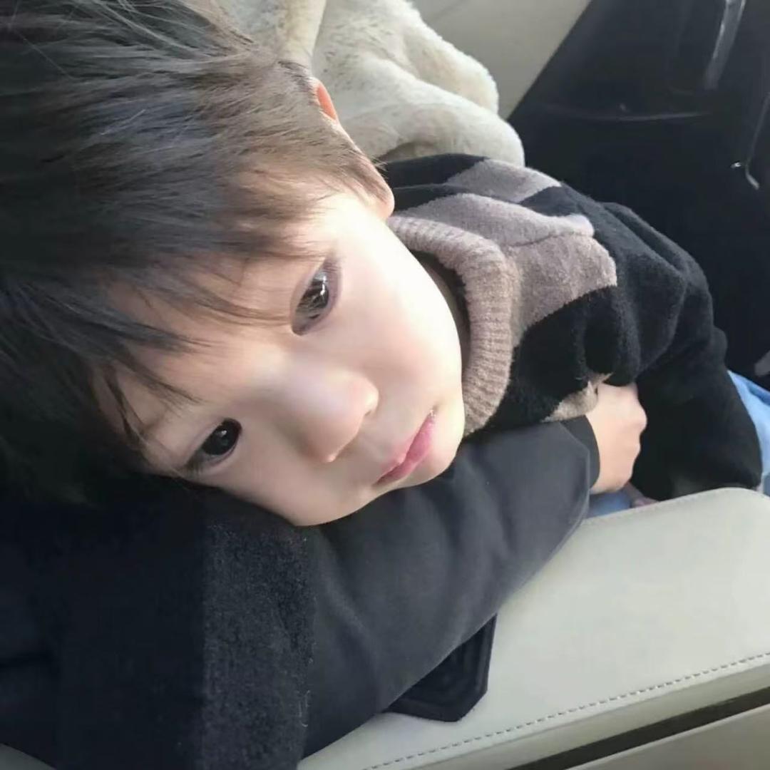 嗯哼