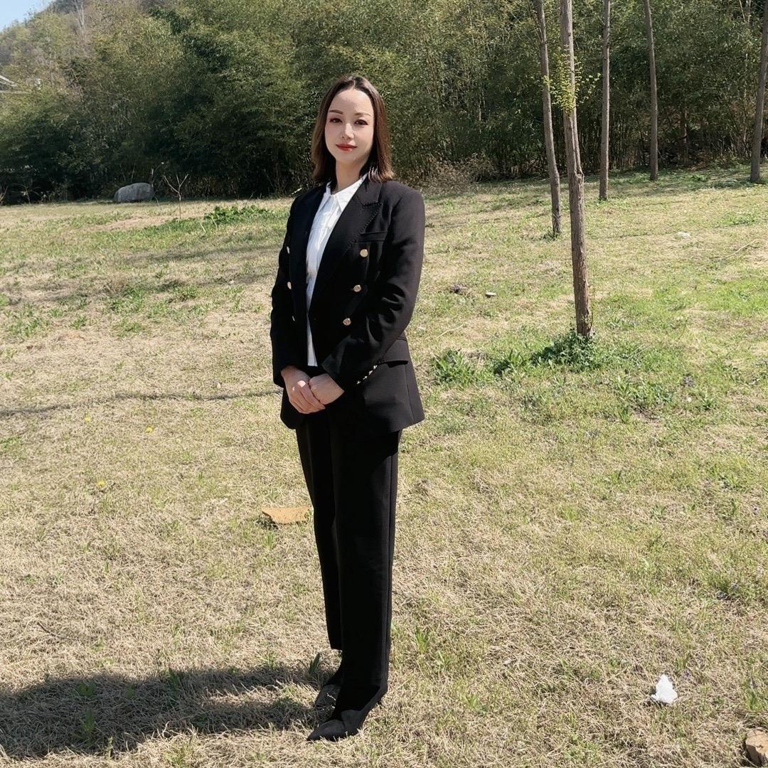 郑州唯尚服饰