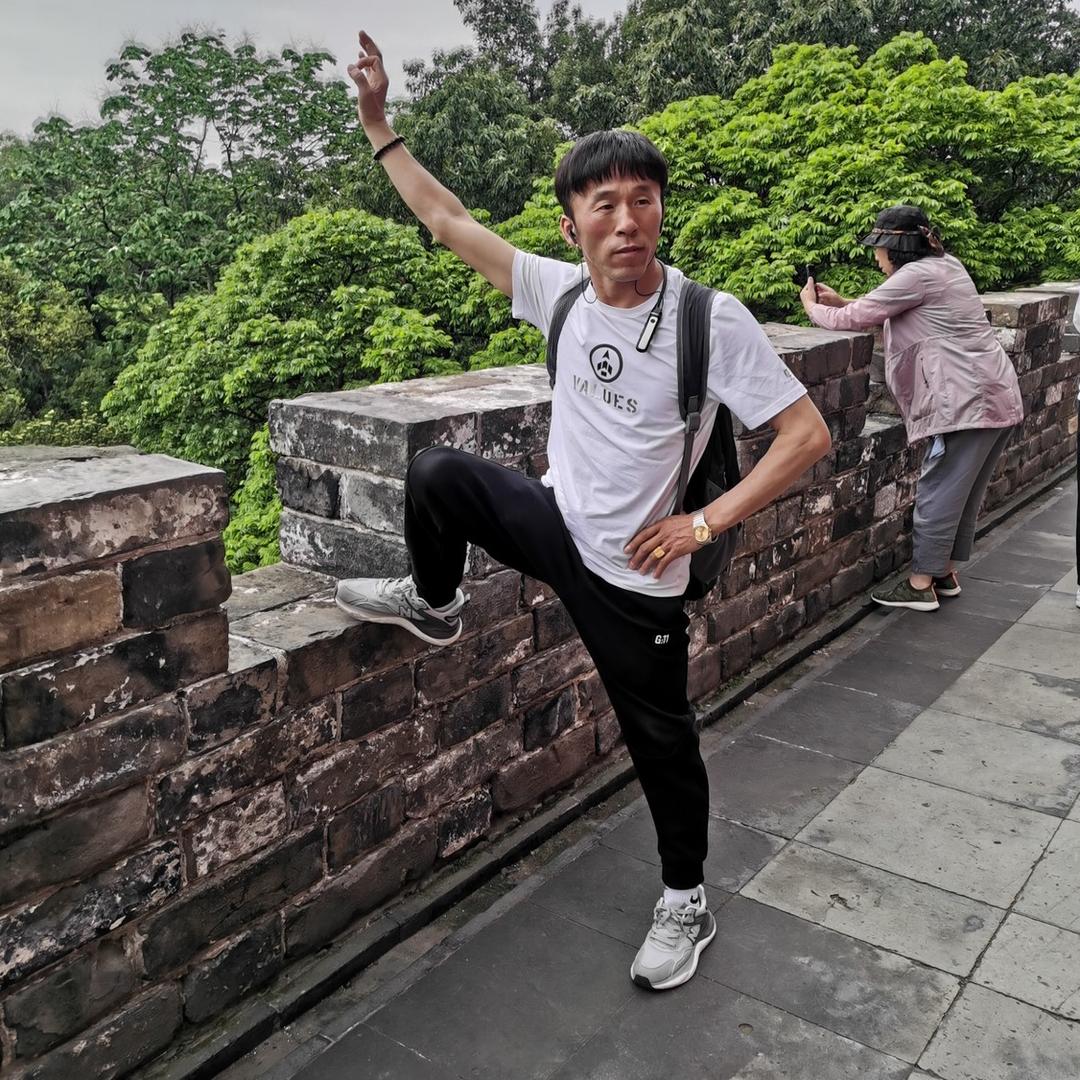 忠华
