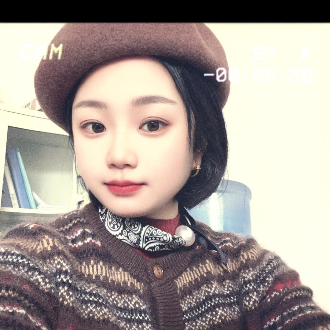 🧚🏻‍♀️笑靥如花💐