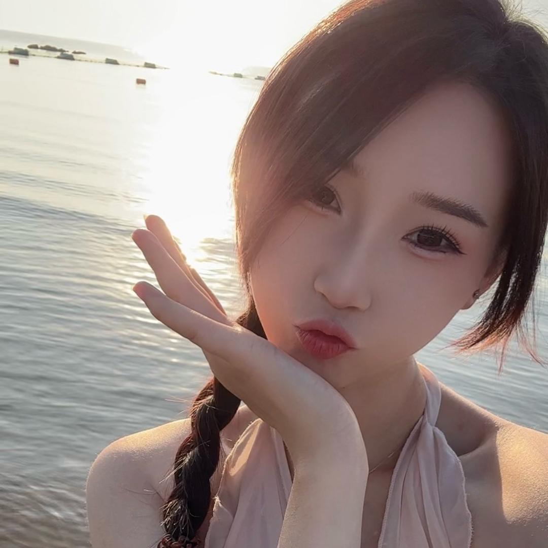 只有一个伊伊
