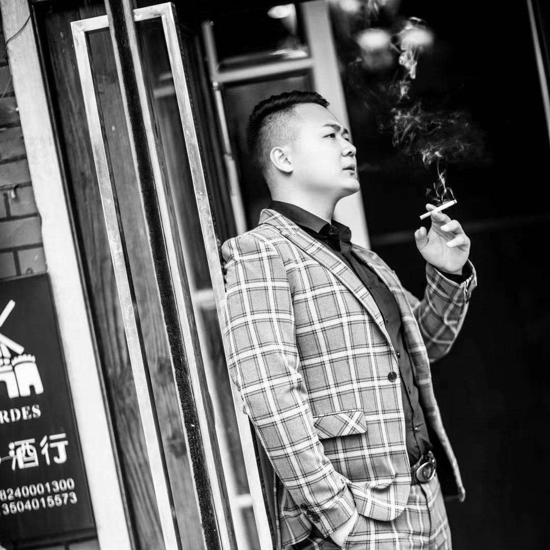 范逸尘