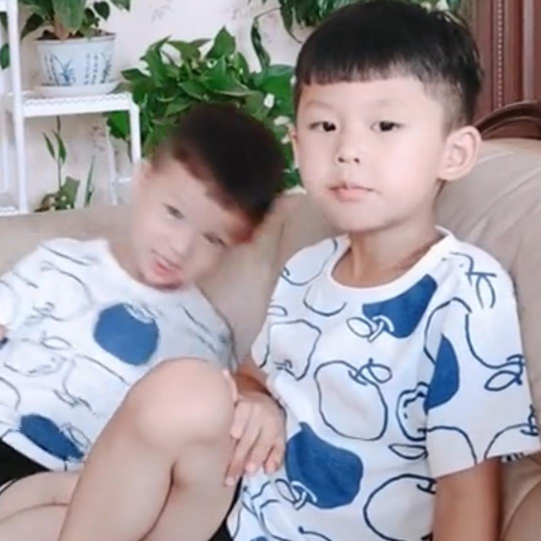 请叫我张可笑🌈