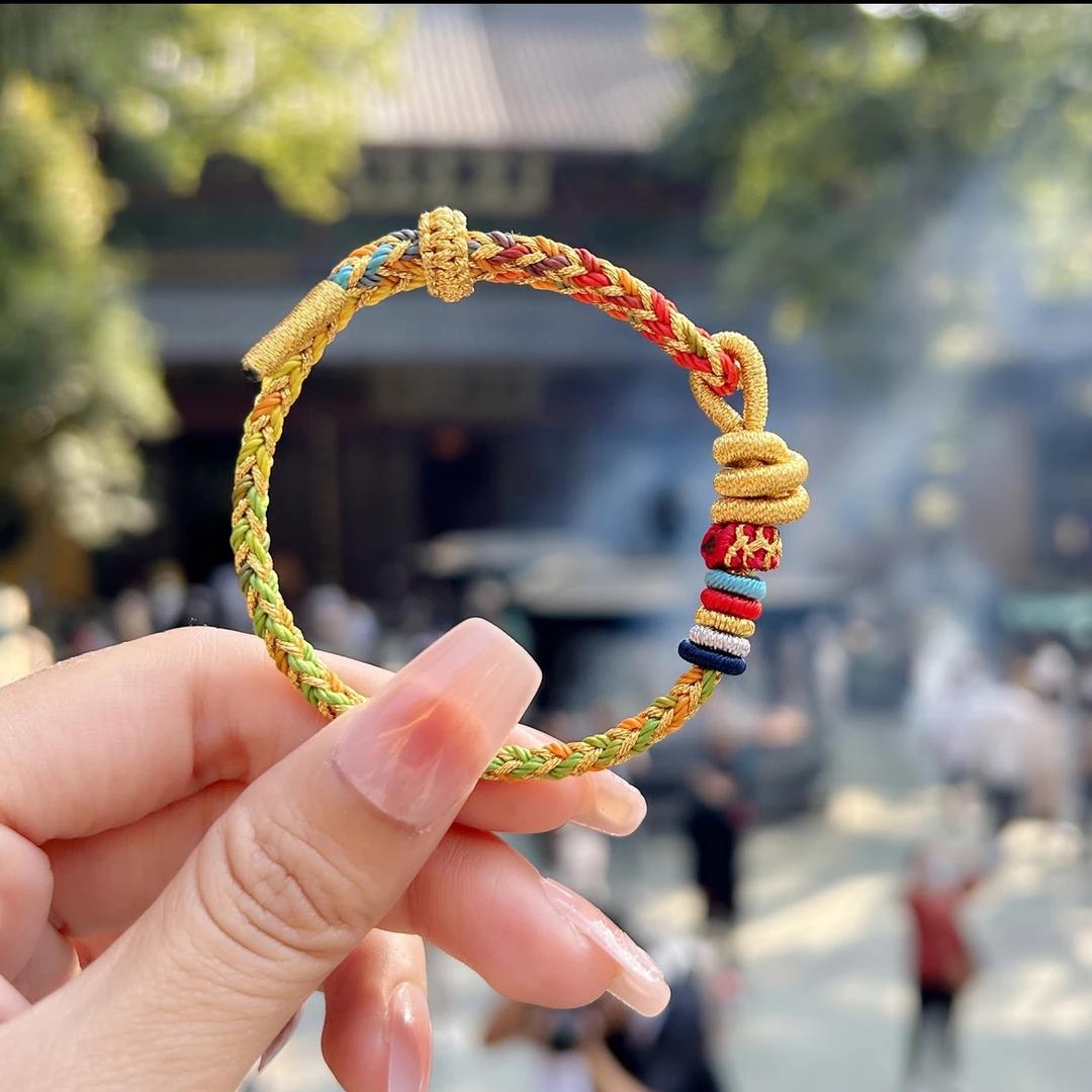 灵隐小师妹