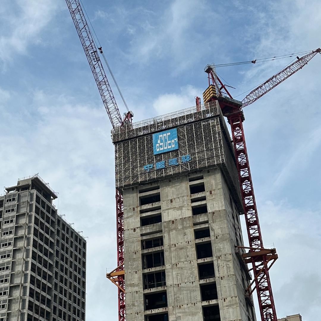 工地上的小学生