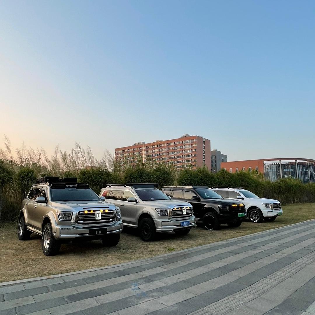 尚田4x4坦克越野