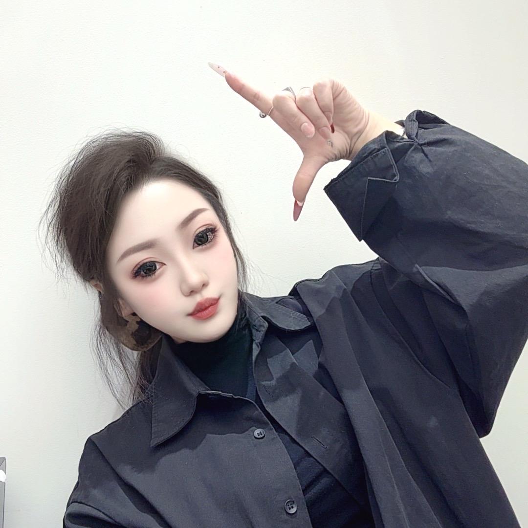 春雨轻奢时尚女装