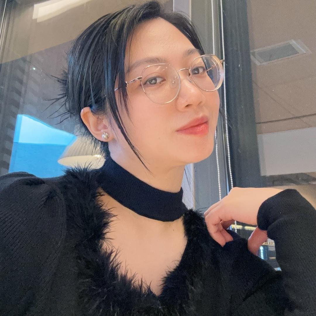 蕾儿