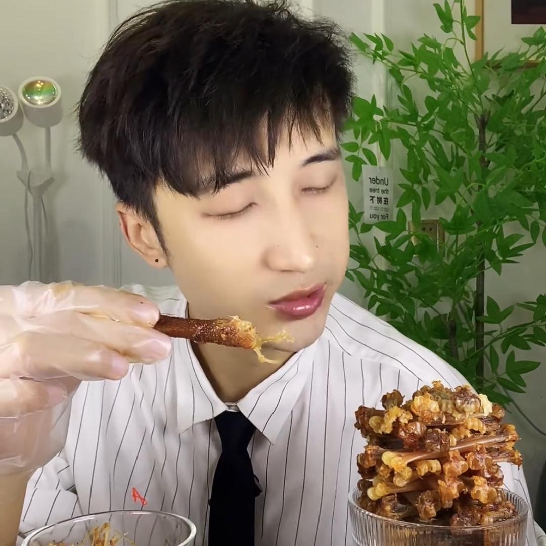 鸡爪小杰哥