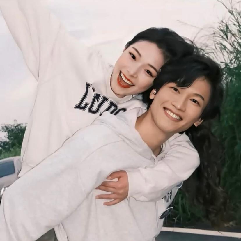 六月