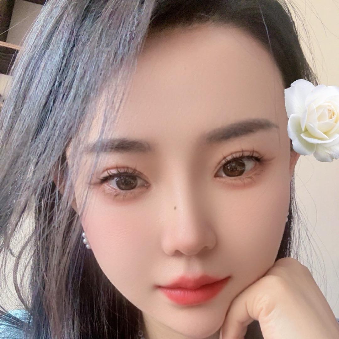 白月光🌸