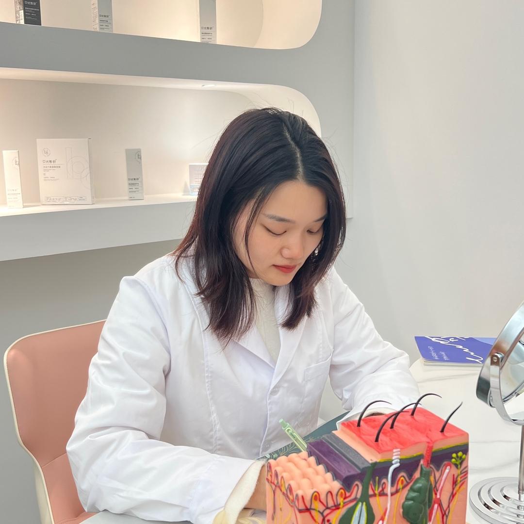 玉山⛰️安研｜汪萍