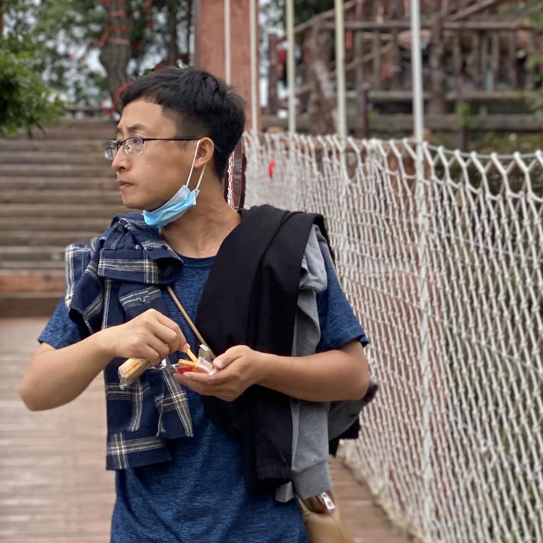 西安外星人二手车 （鹏鹏）