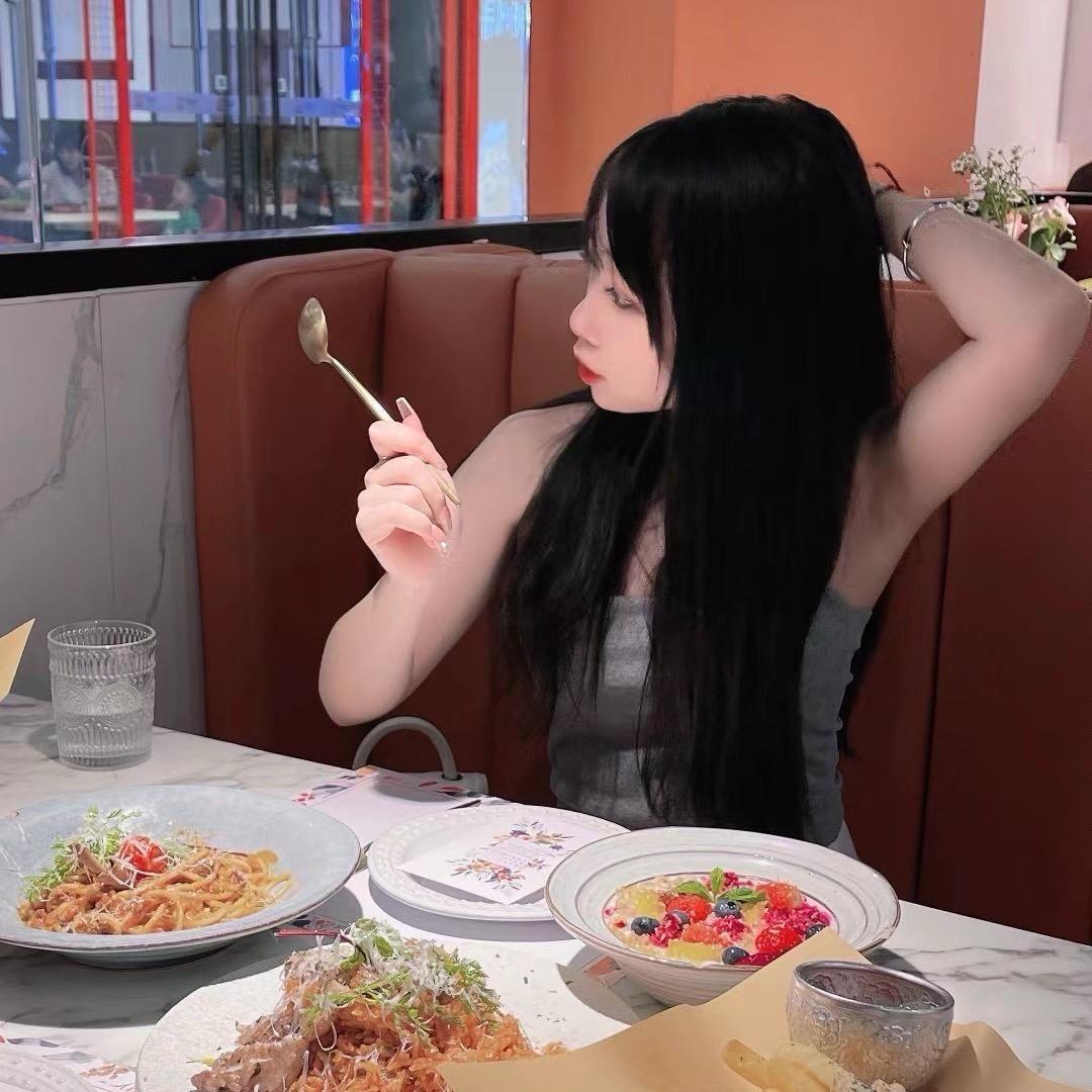 甜甜璇.