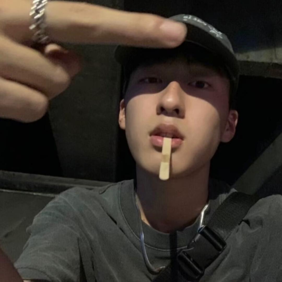 重生之我在筠连做道士🎀