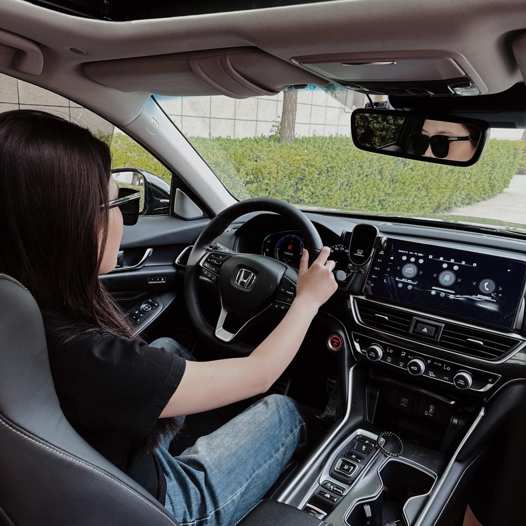 唐山二手车——小默