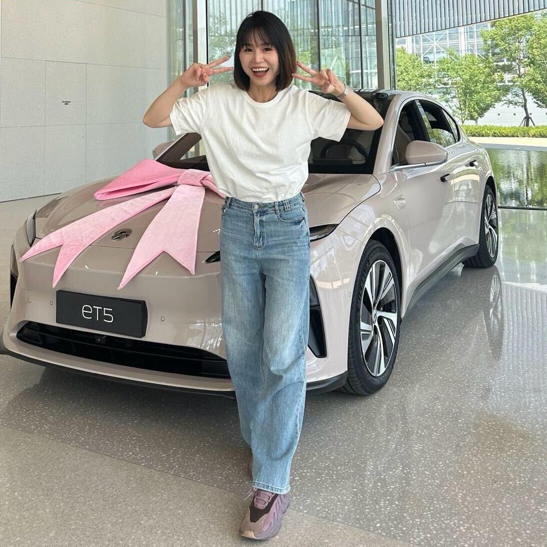 Nio 蔚来 萤火虫 阿雅