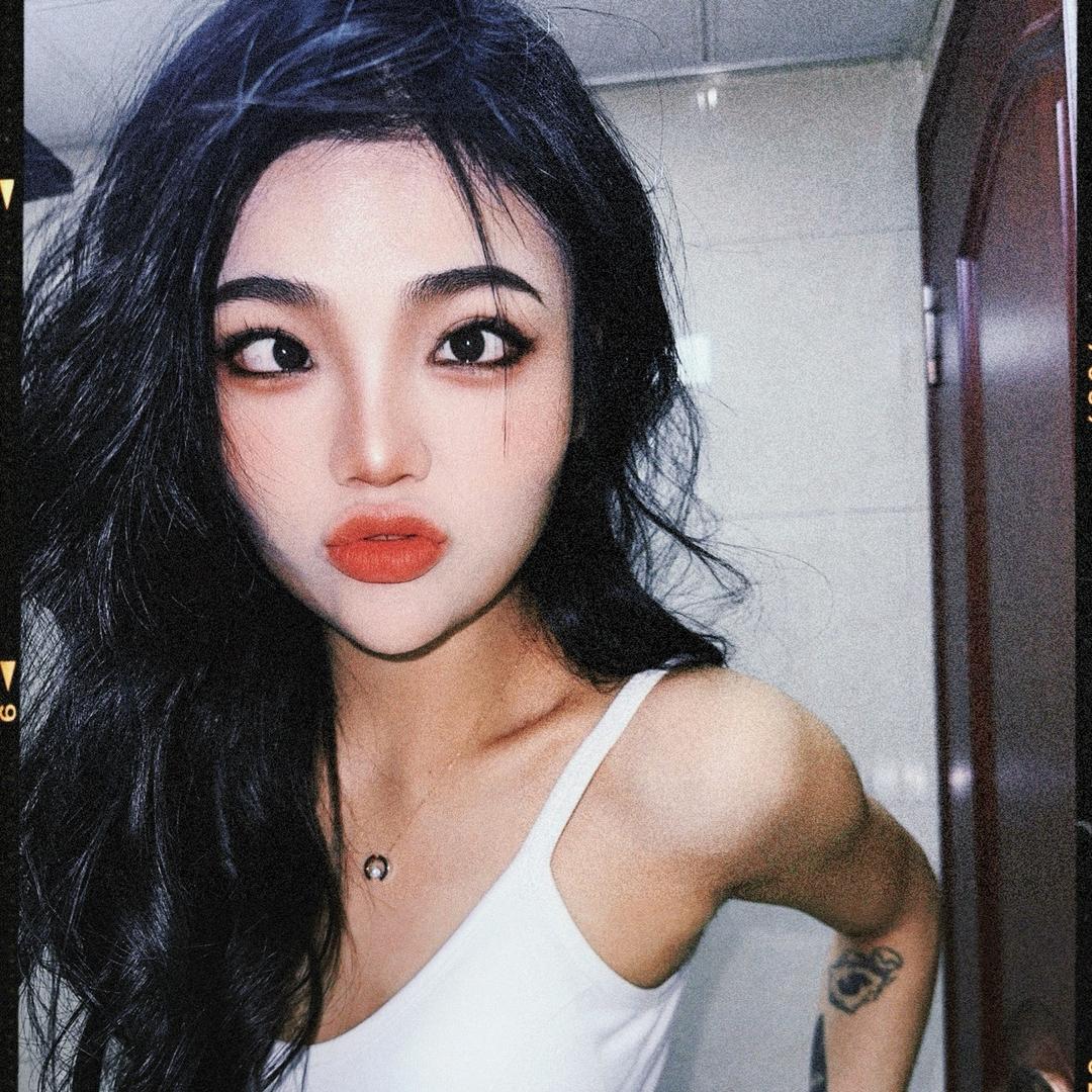 人间水蜜桃呐🍑