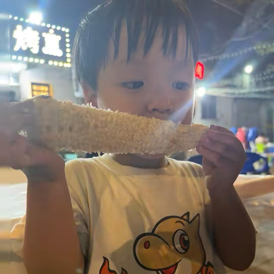 半夜睡不着跑去和狗打一架