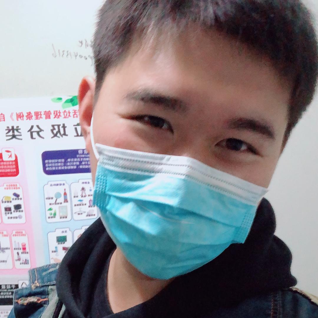 lucky奔驰的憨憨