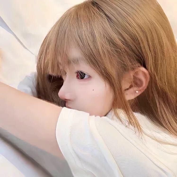 总以为天真