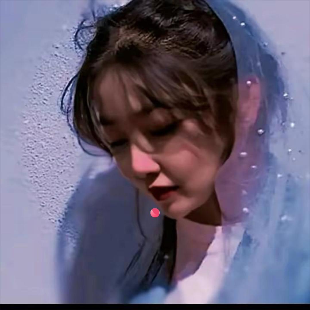 央吉穆