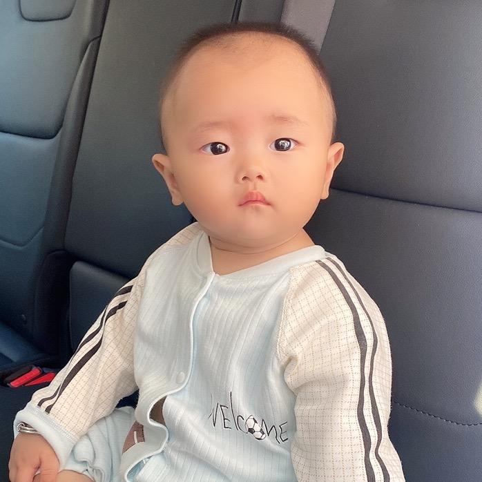 梓恒麻麻