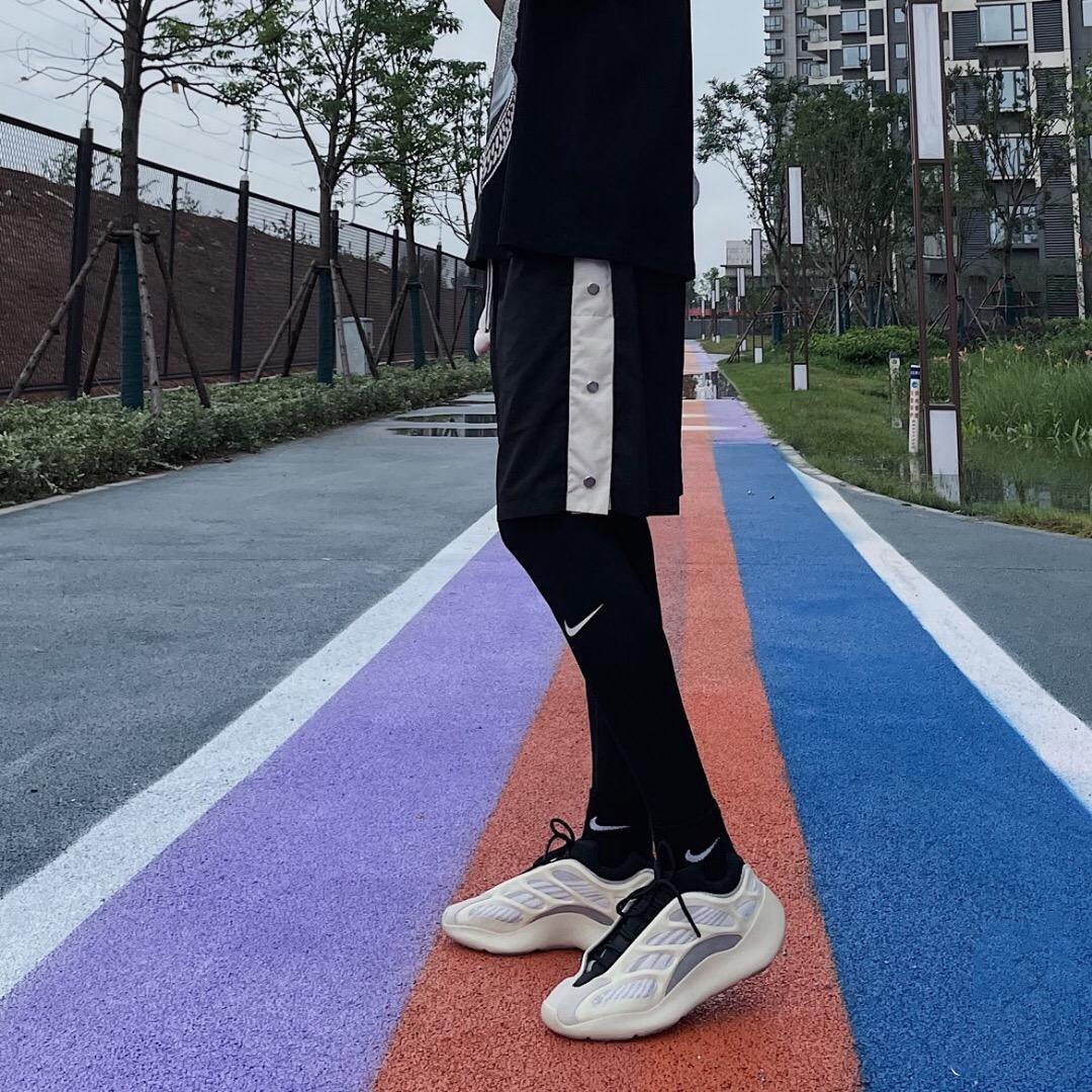 今何在