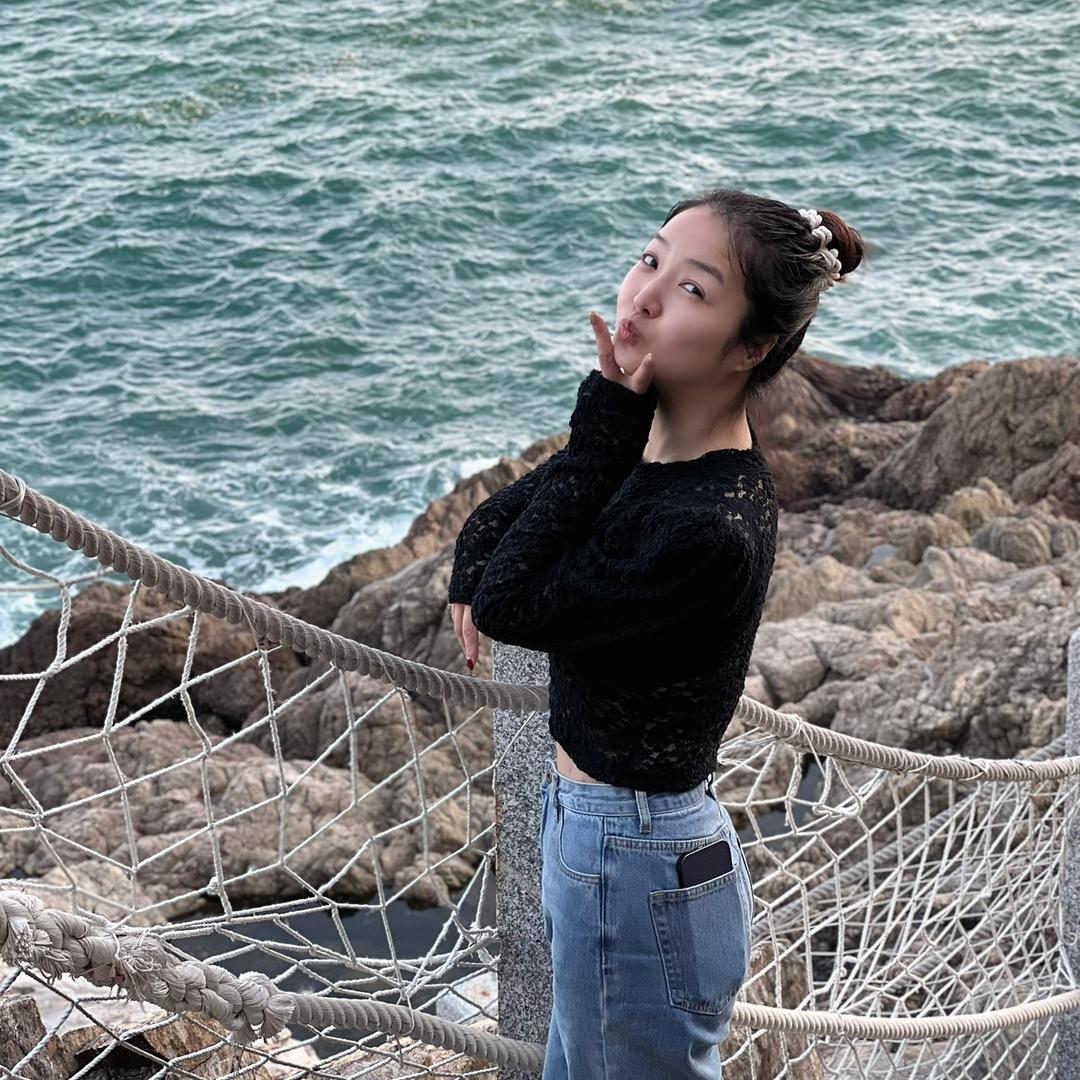 de金小西╭♡