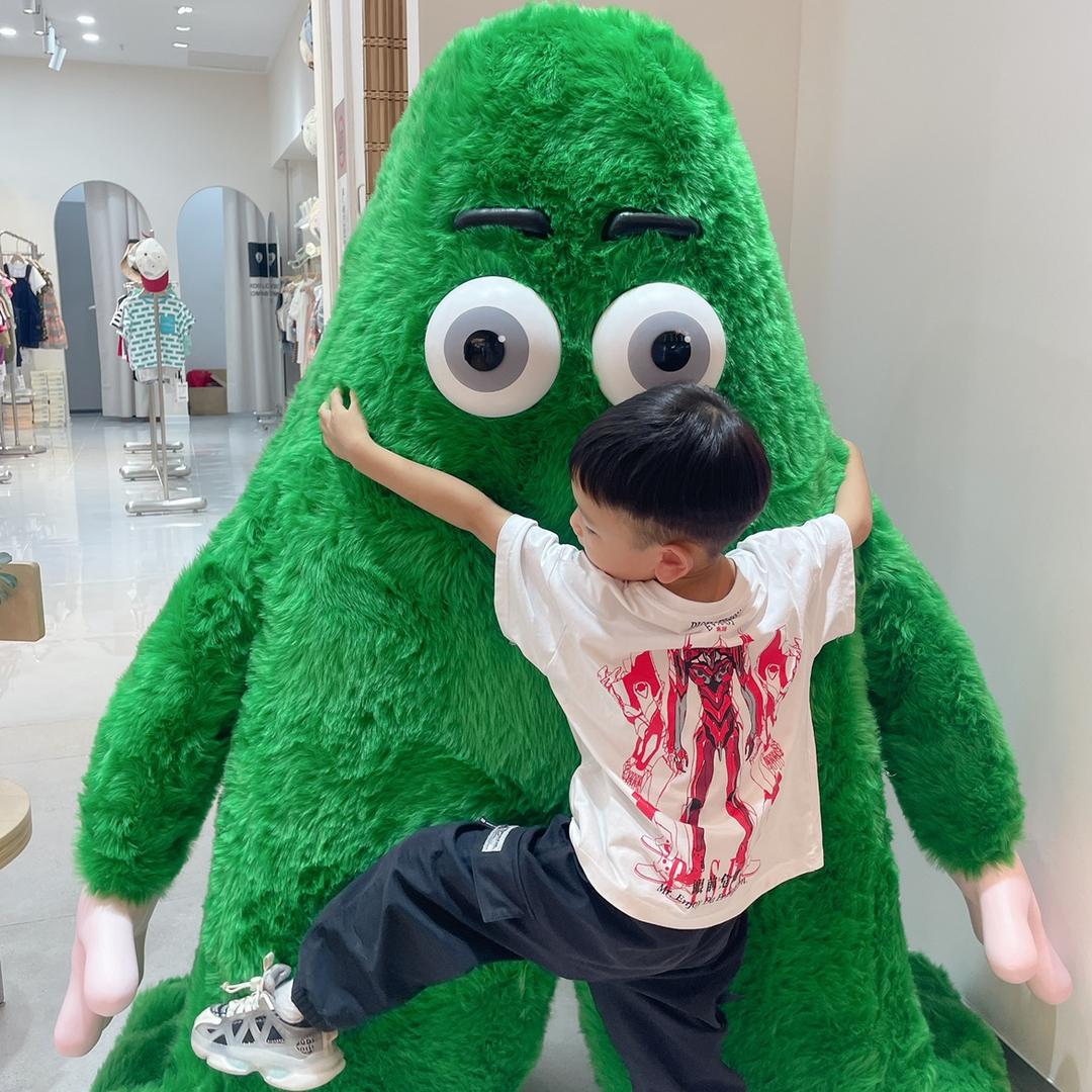 莹莹