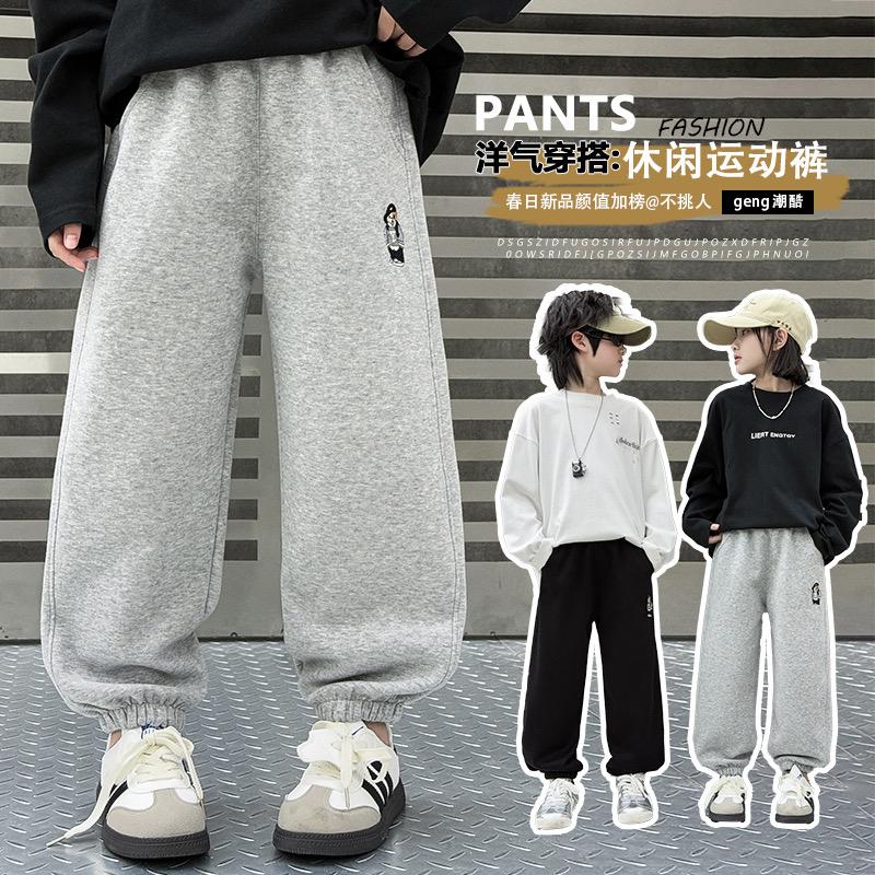紫晴童装制衣厂