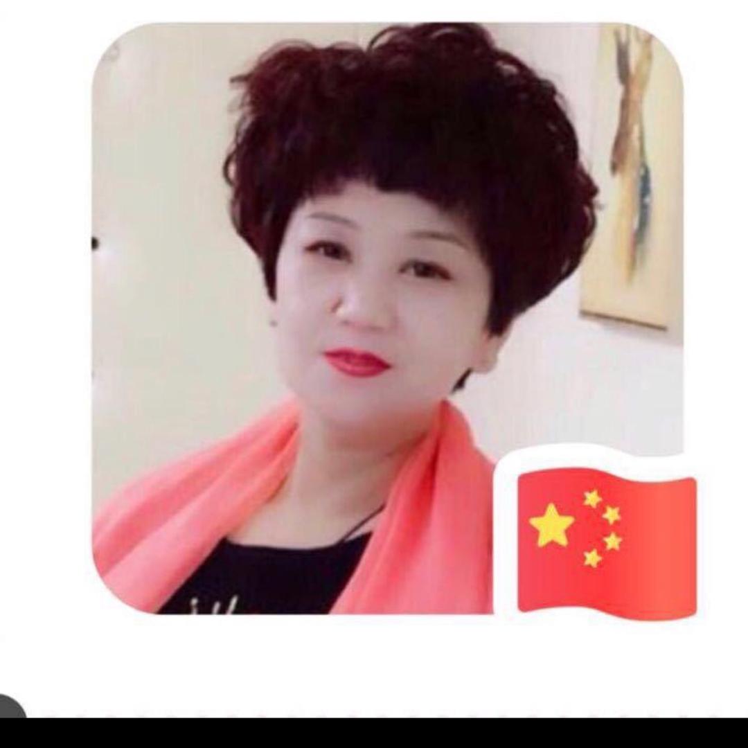 柒月。