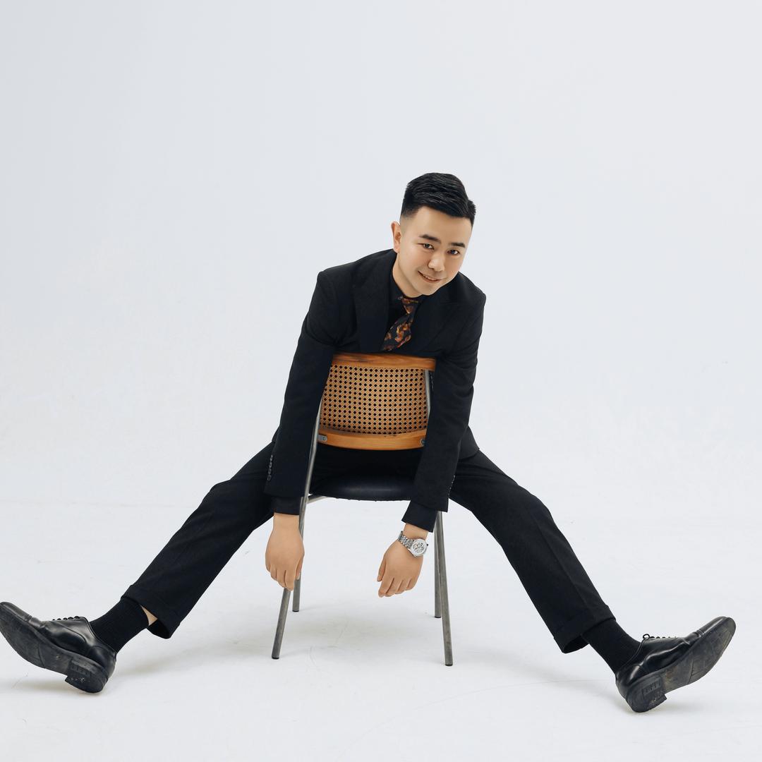 云朗主持工作室 梓牧
