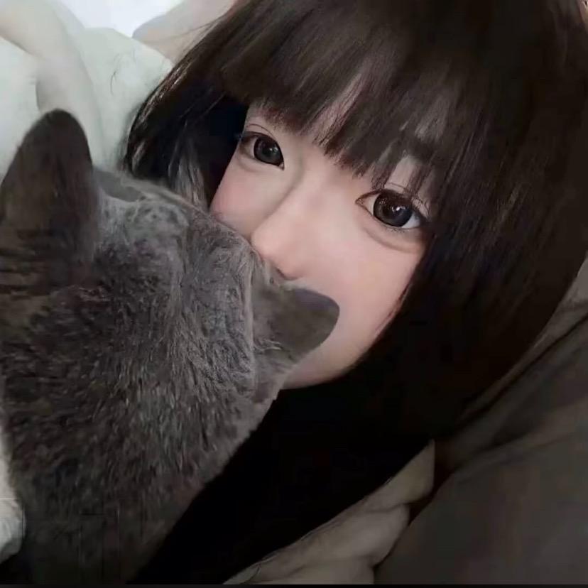 初稚^