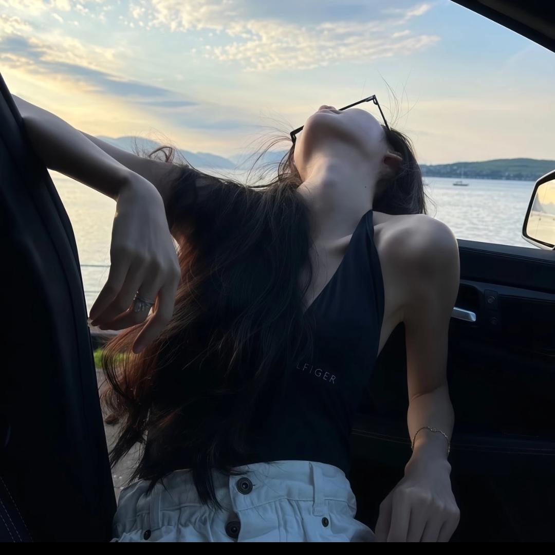 -Y🎀