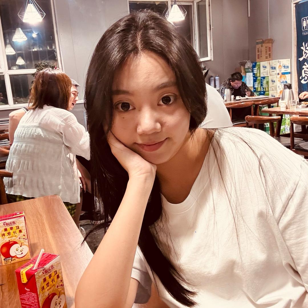 杨杨今天干什么