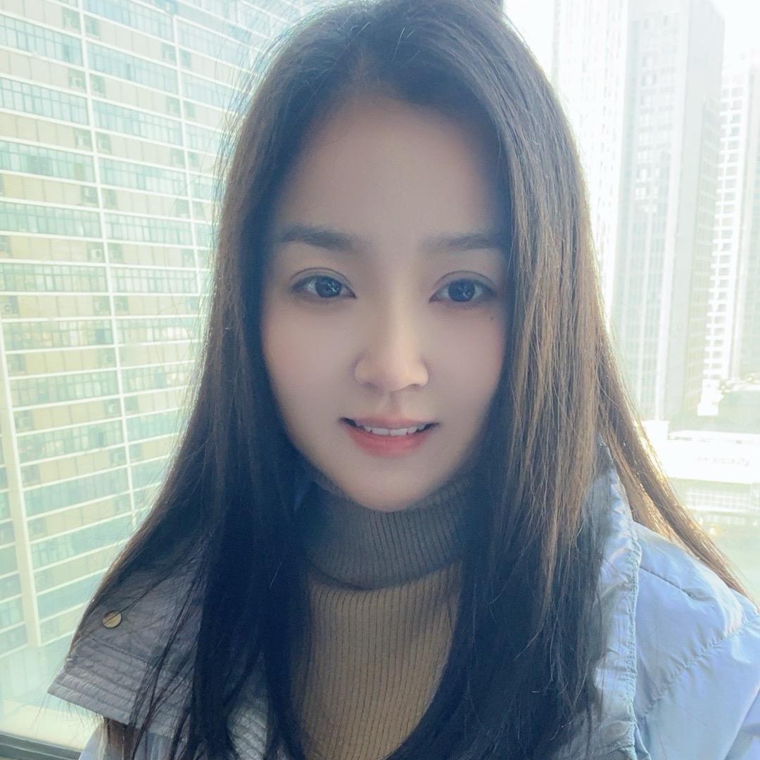 时晓晓