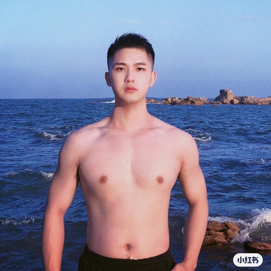 我脸才不圆