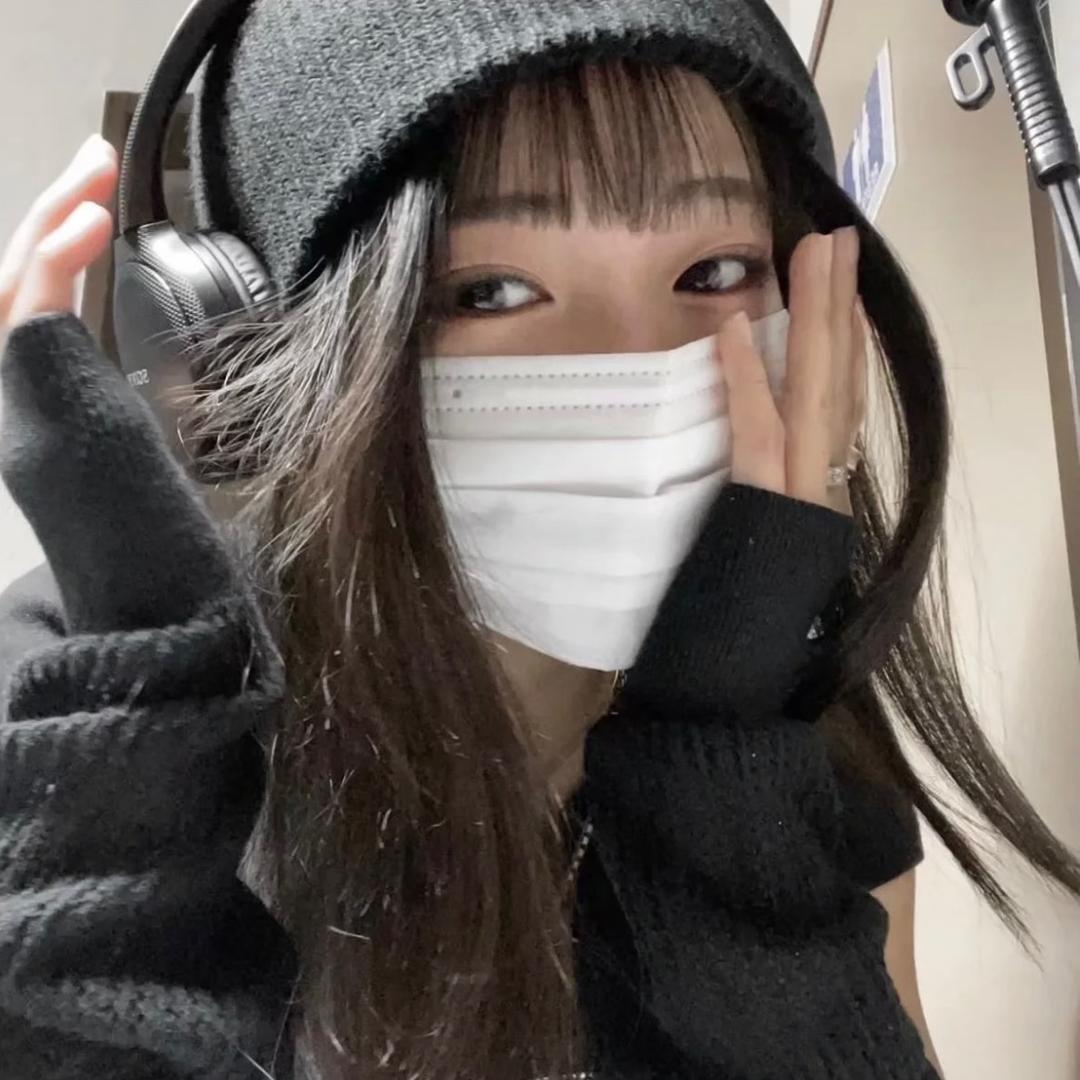 在逃小榴莲