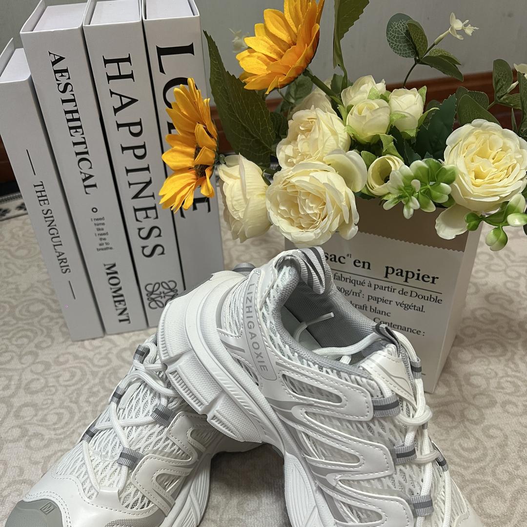 信州区拾慕电商店