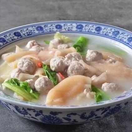 滕州市非遗丸子制作（东郭丸子汤总店）