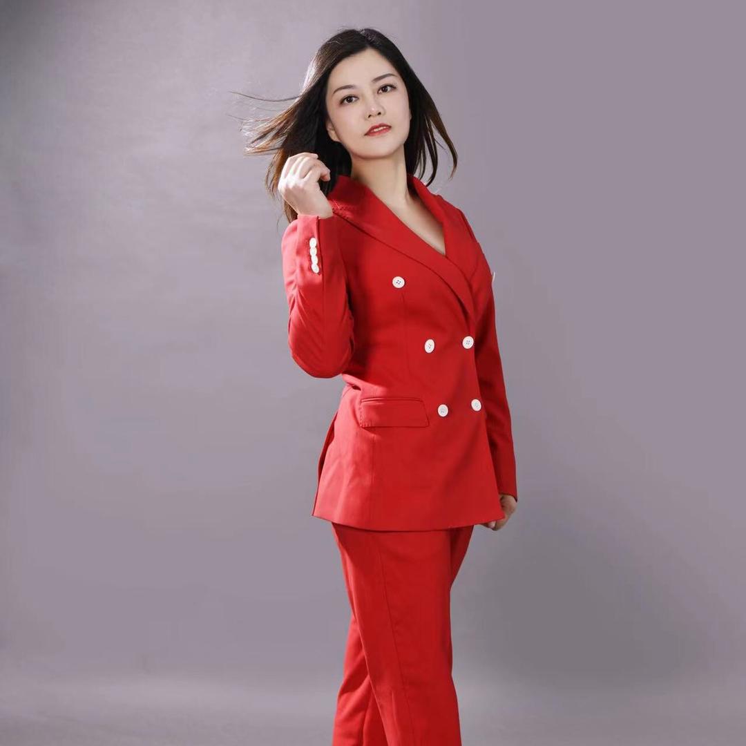 金薇内衣上海旗舰店  吴阿青