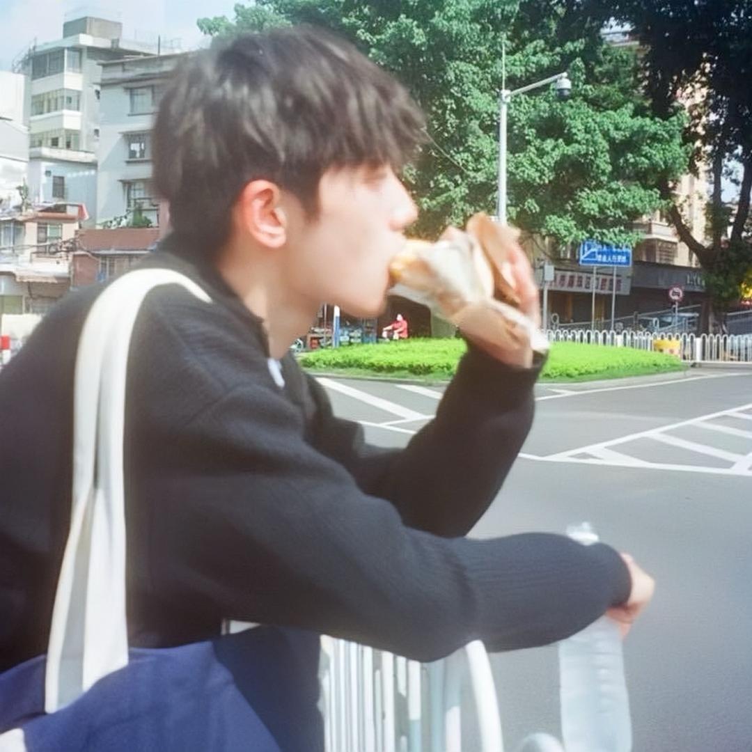 刘kkk
